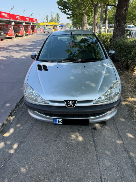 Vând Peugeot 206 1.4 HDI