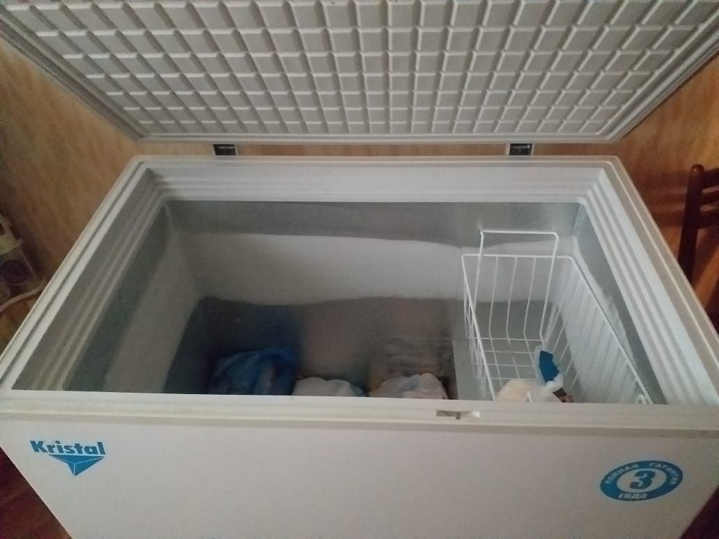 Продается морозильная камера