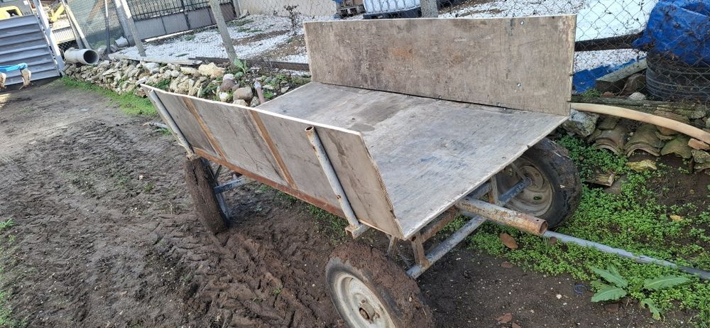 Ремарке за трактор