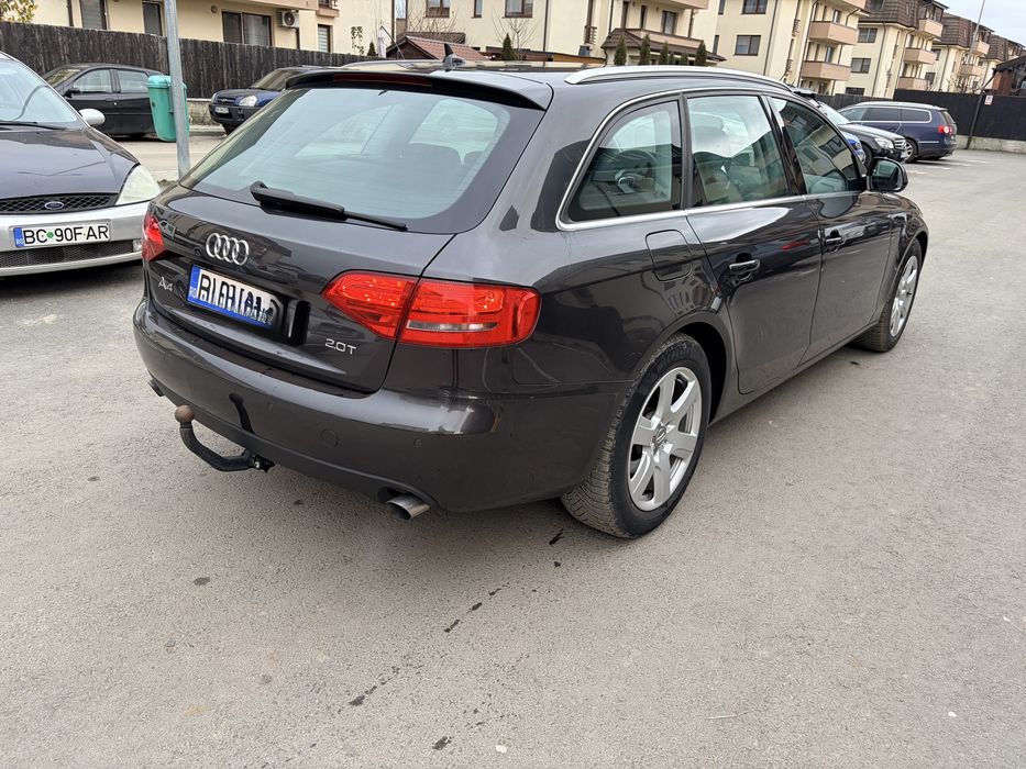 Vand Audi A4 B8 2.0 TSI
