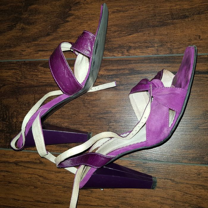 Sandale albe,mov,negre