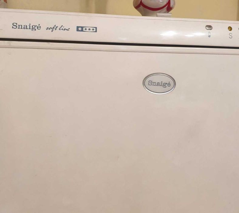 Продавам фризер SNAIGE - работещ