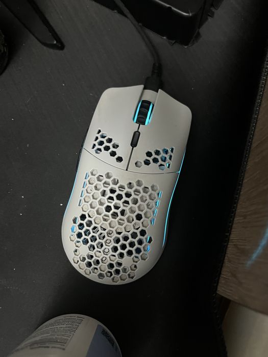 Glorius Model 0 wireless gaming mouse