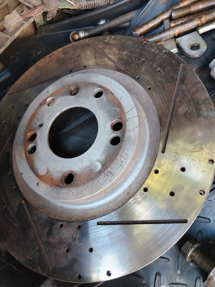 Ъпгрейтната спирачна система HONDA 324mm диск