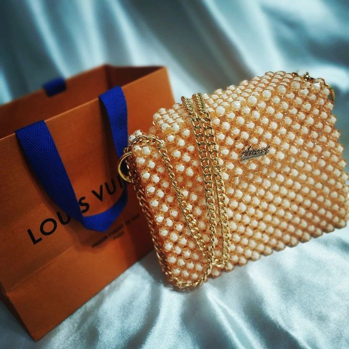 Biser sumka (qo'l ishi)