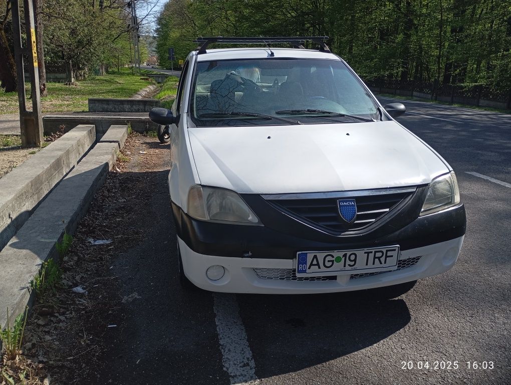 Vând Logan 1.4 benzina!!!