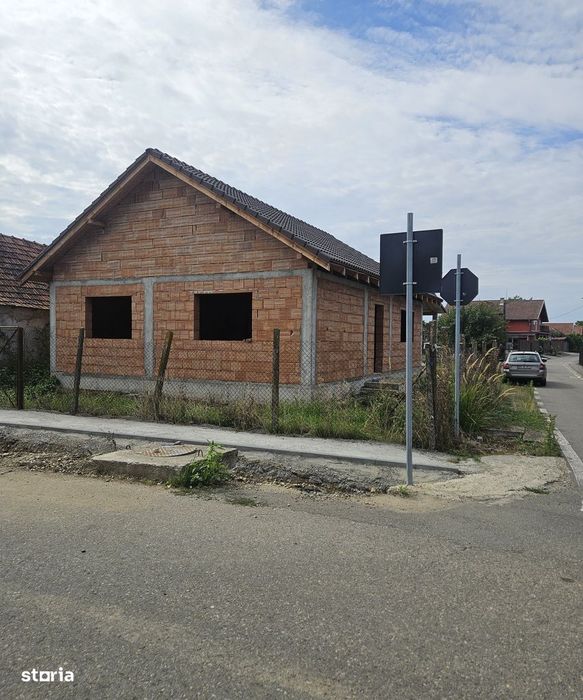 Casă la roșu în Biharia – 78.000 €