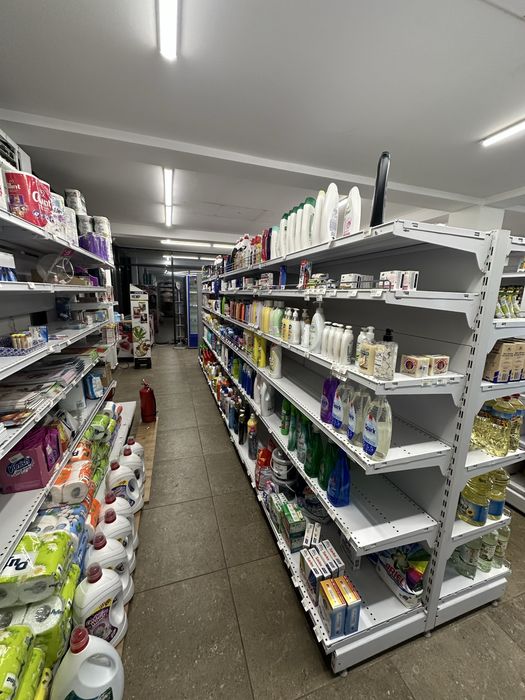 Vand rafturi metalice * rafturi magazin alimentar