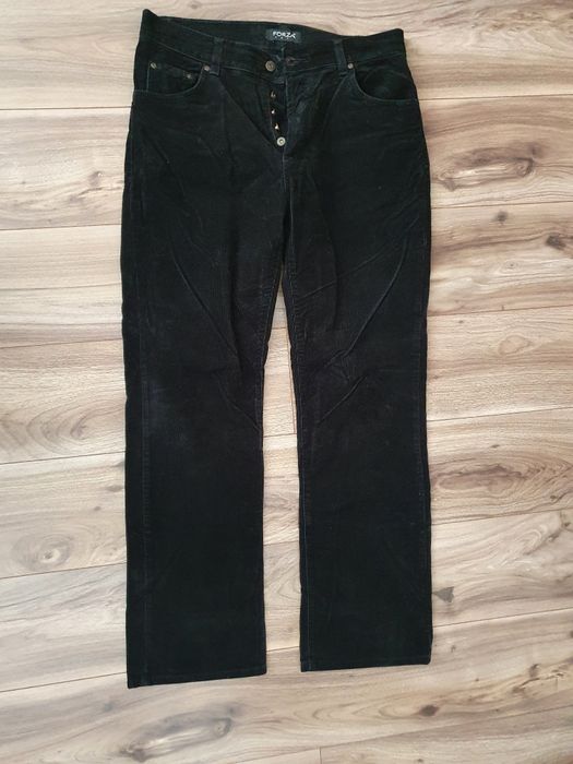 Pantaloni barbati diverse modele