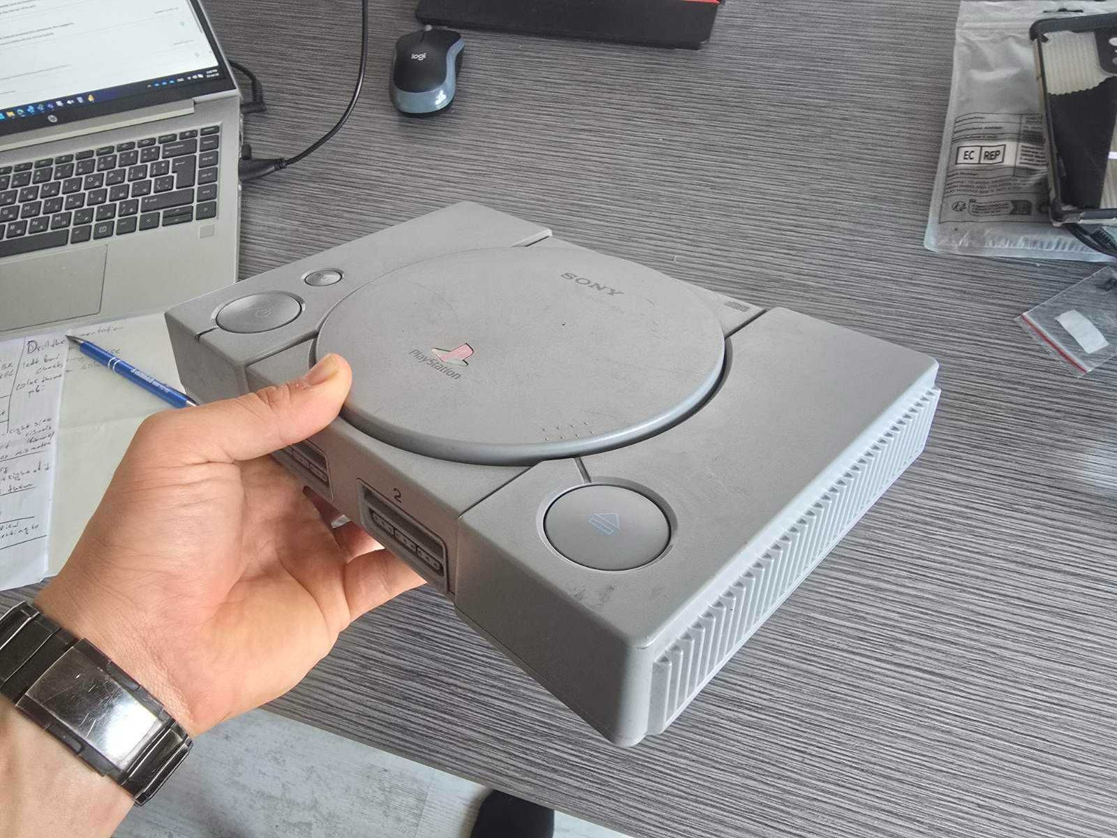 Sony PS1 Play Station 1 scph-5502 - конзола за игри
