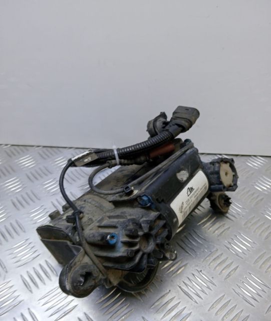 Compresor  perne de aer 4E0616005E Audi A8 D3/4E