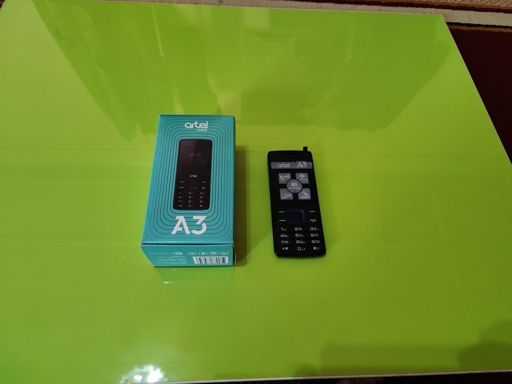 Кнопочный телефон Artel A3