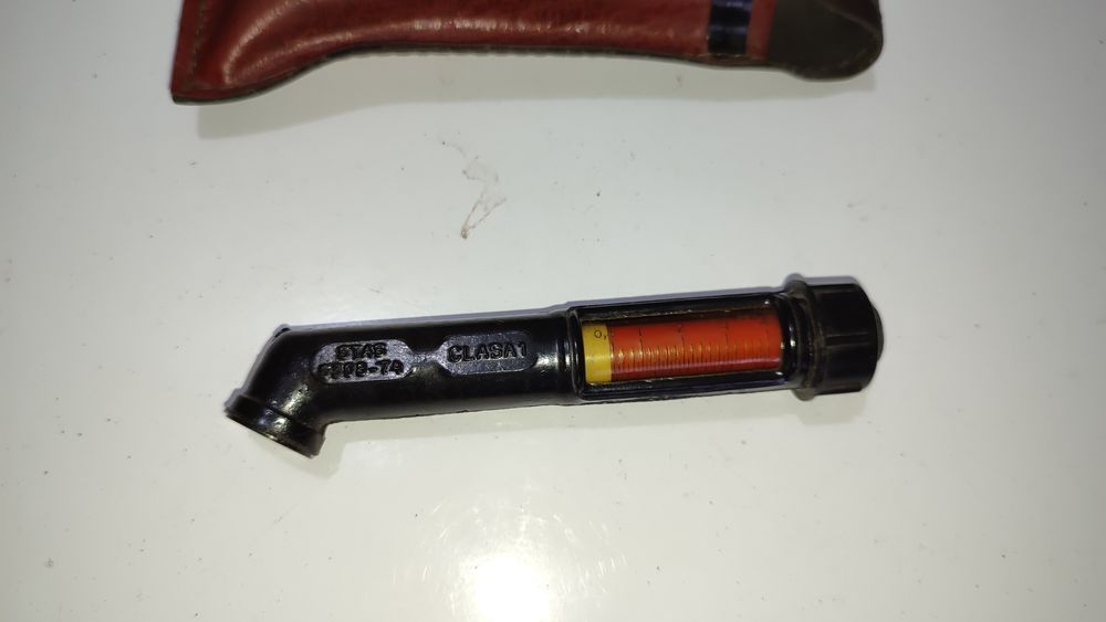 Verificator presiune pneuri