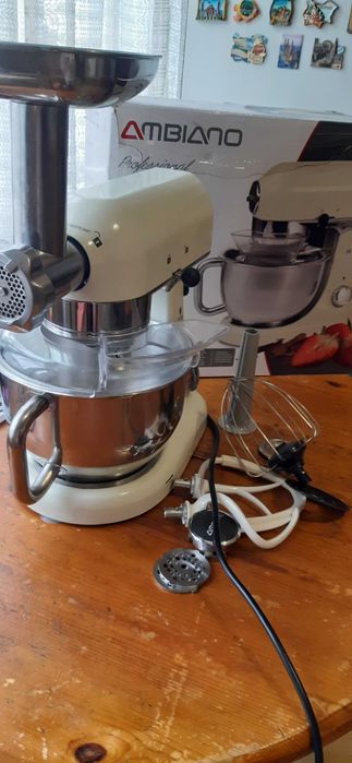 Кухненски Робот Тестомесачка Ambiano