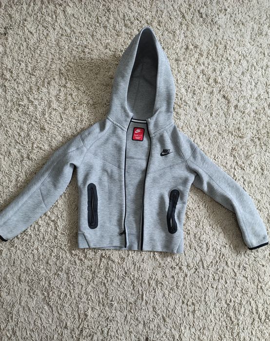 Nike tech fleece детски (8-10 години)