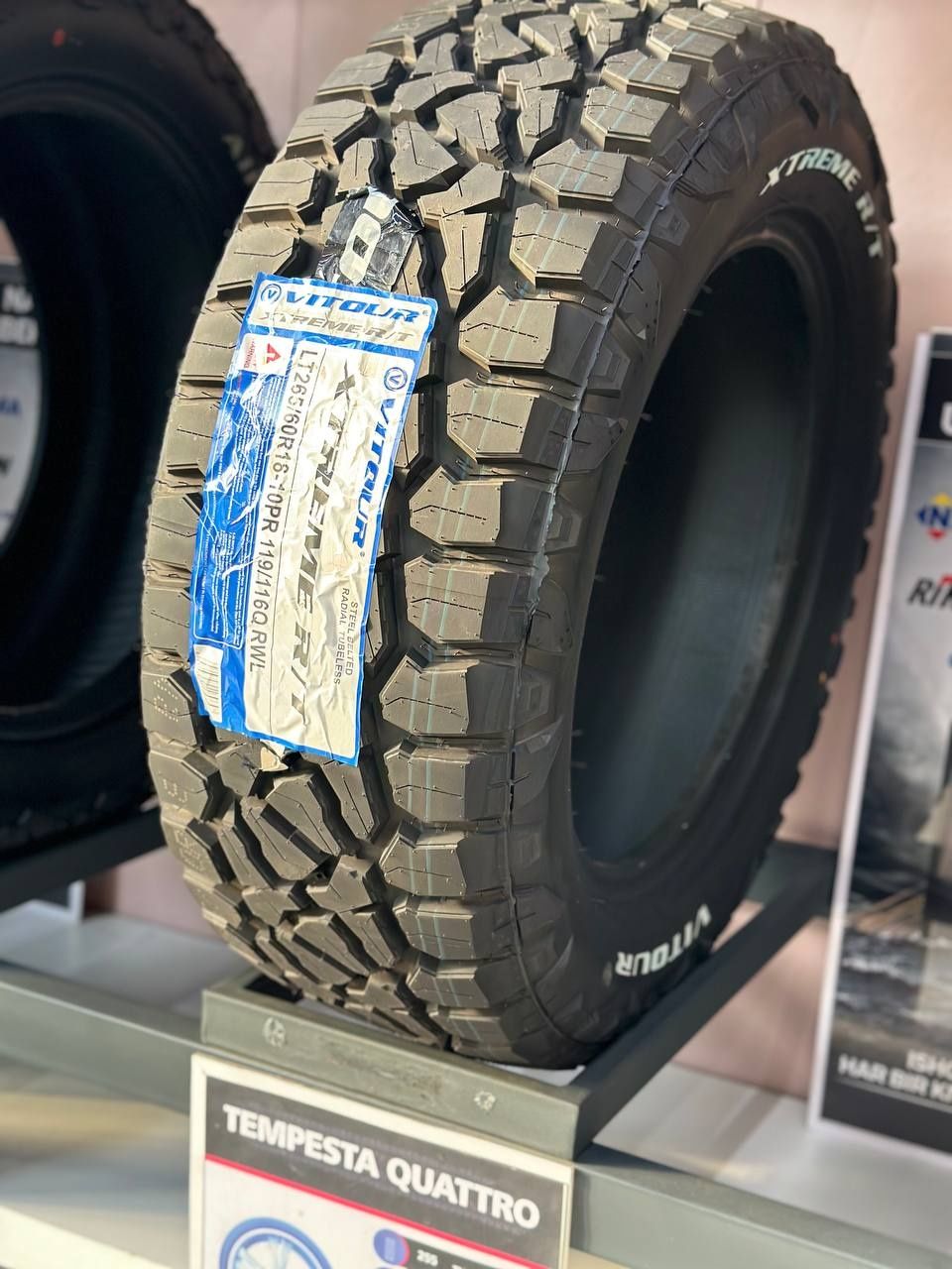 Vitour XTREME R/T 265 65 R17