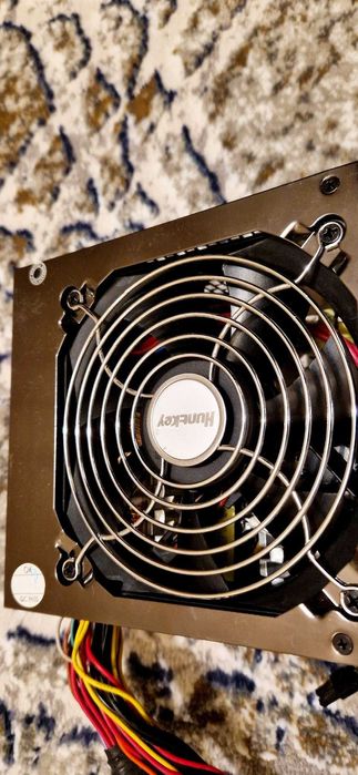 Блок питания Huntkey 500W. Модель: LW-6500HG (срочно)