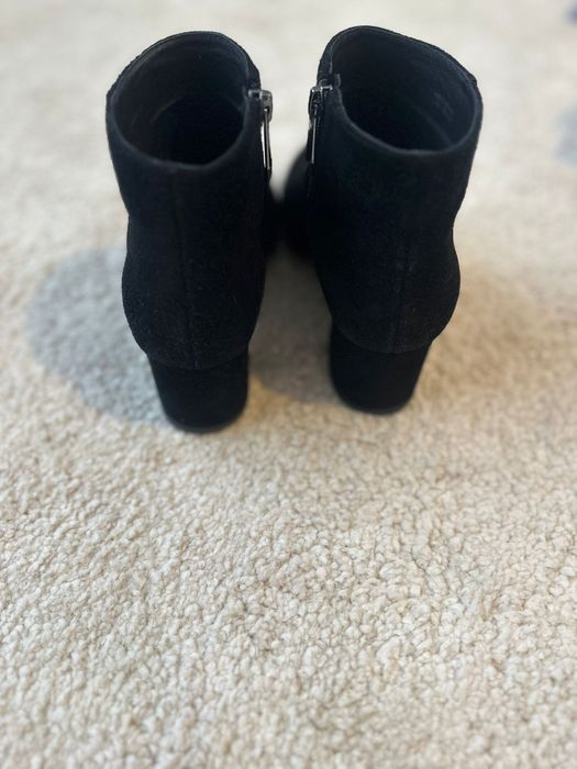 Vând botine  cu toc What For