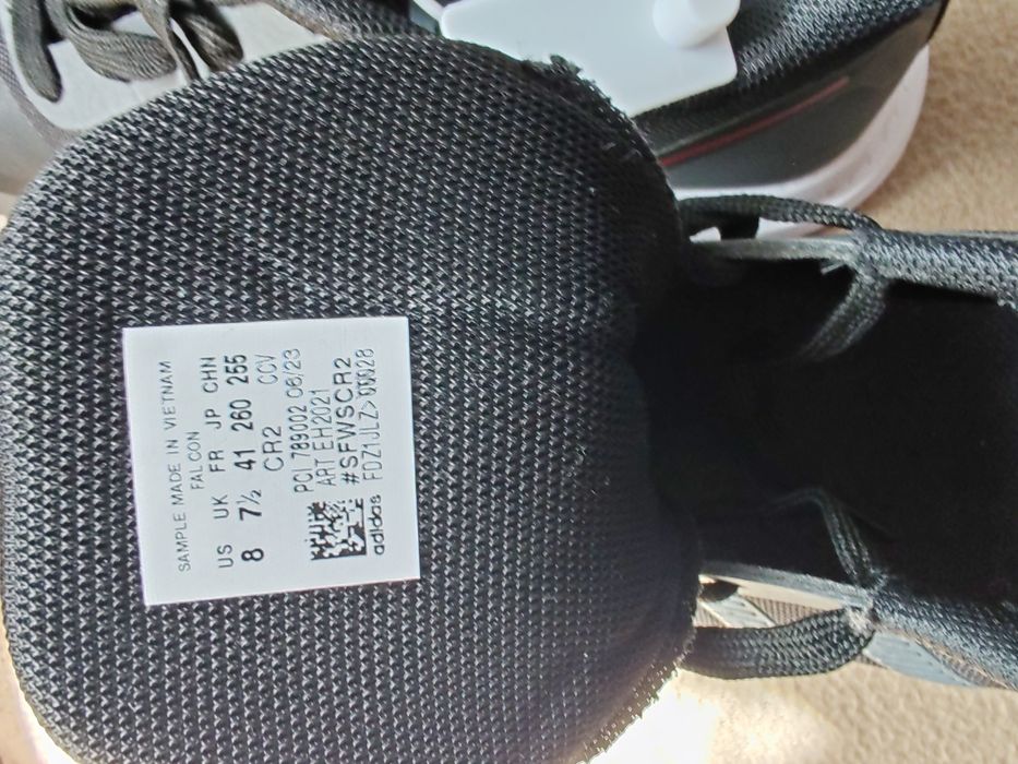 Adidas  mărimea 41 25,5