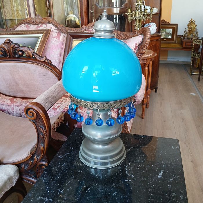 Красива    лампа