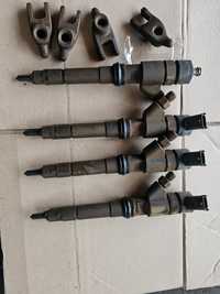 Injector Iveco 2.3 cod injectoare 0445120011