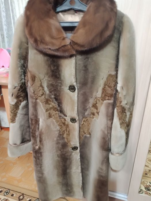 Шуба мутоновая, в хорошем состоянии
