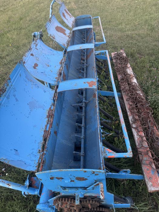 Vând utilaje după tractor