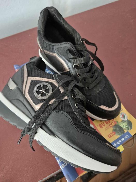 Дамски Маратонки