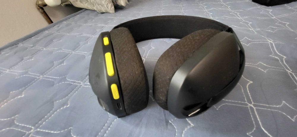 Casti gaming wireless Logitech G435 Lightspeed, Negru ca noi
