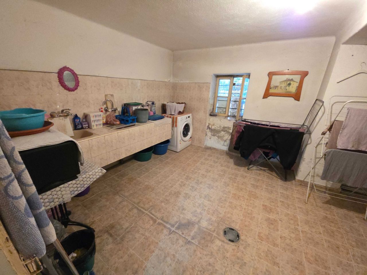 Продава се Къща в Велинград - 521 кв.м за 1046 €/кв.м - Снимка #16