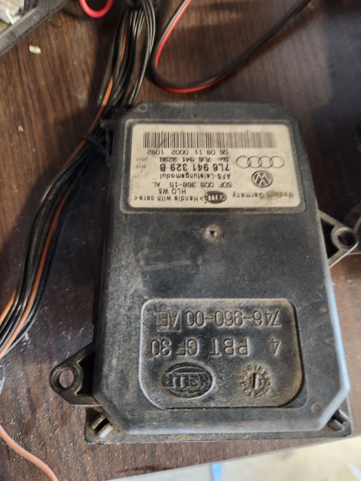 Calculatoare xenon skoda