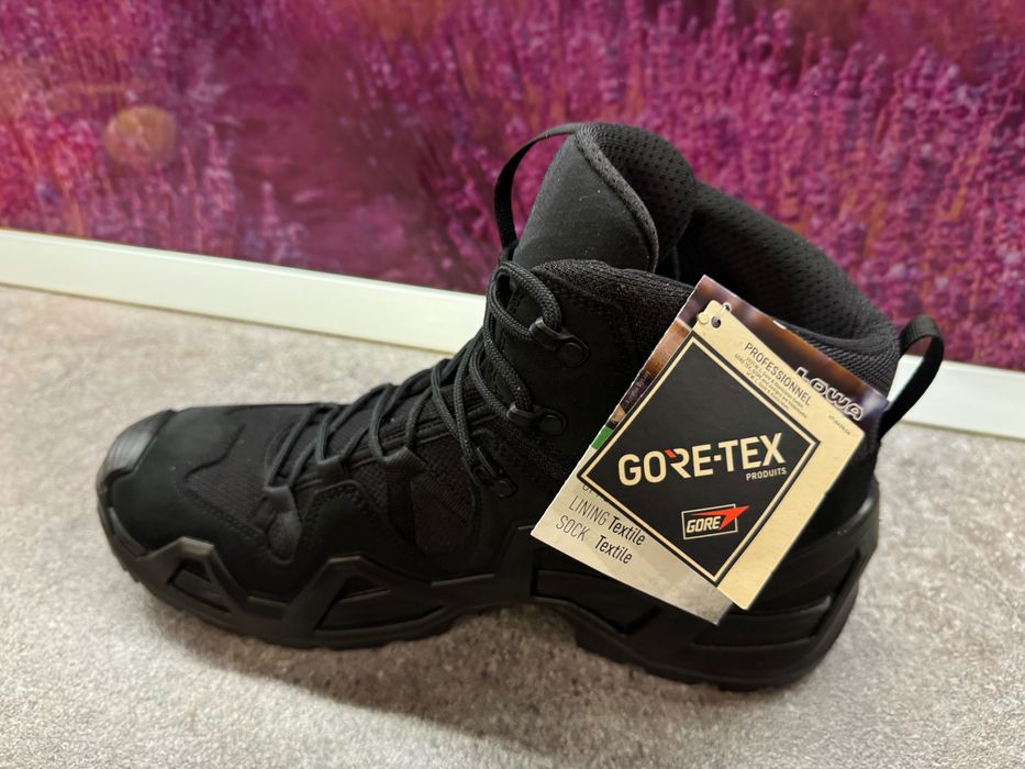 Bocanci /Ghete tactice Barbati Lowa Zephyr MK2