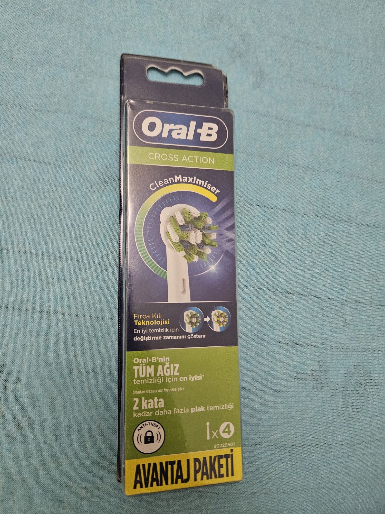 Зарядное устройство и щетки для Oral B Vitality