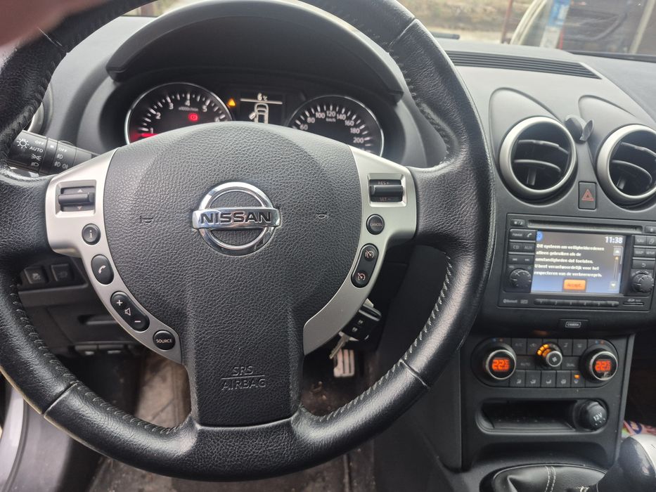 Nissan Qashqai facelift 1.6  benzină CAMERĂ 360
