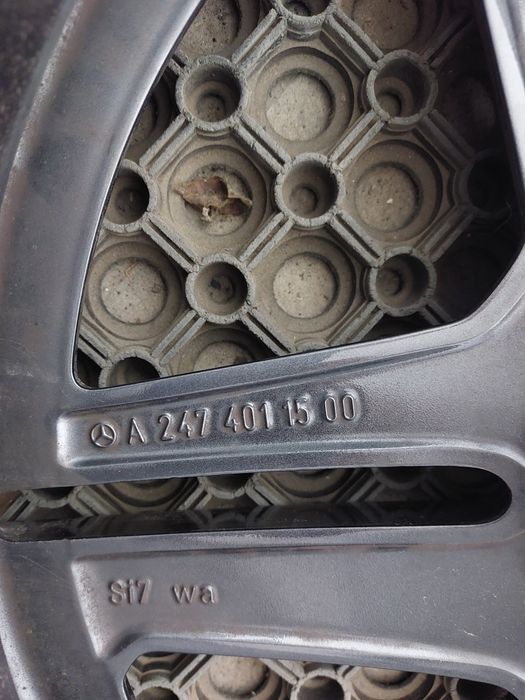 o janta  19 mercedes glb x247 w247 gla h247 cla c118 amg 7,5j et53 gri