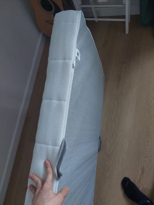 Vand saltea saltea spuma AFJALL cumparata din Ikea  in luna mai.