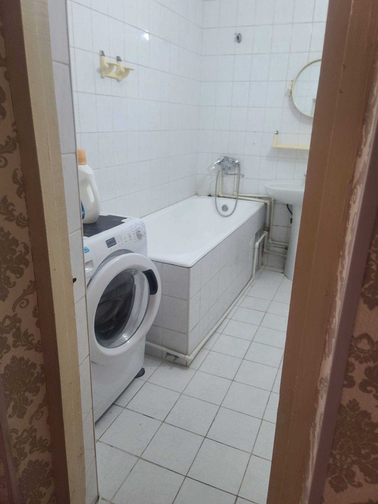 Аренда Чилонзор ц.кв.3хона.400уе.