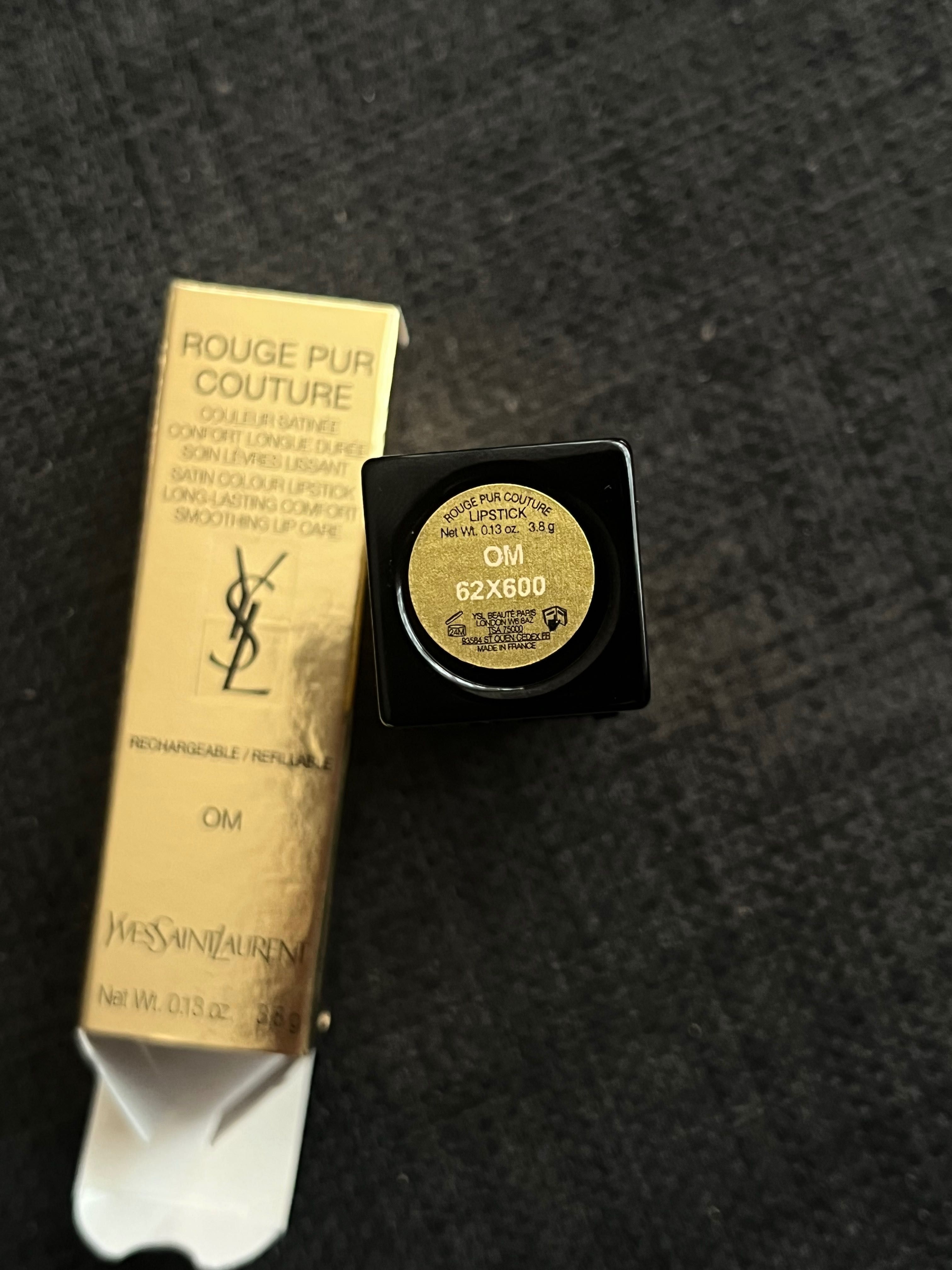 YSL червило червено
