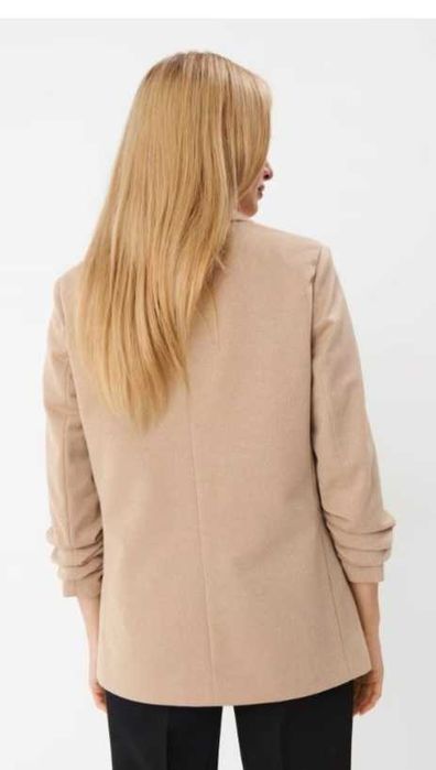 Дамско сако Mohito EUR 40