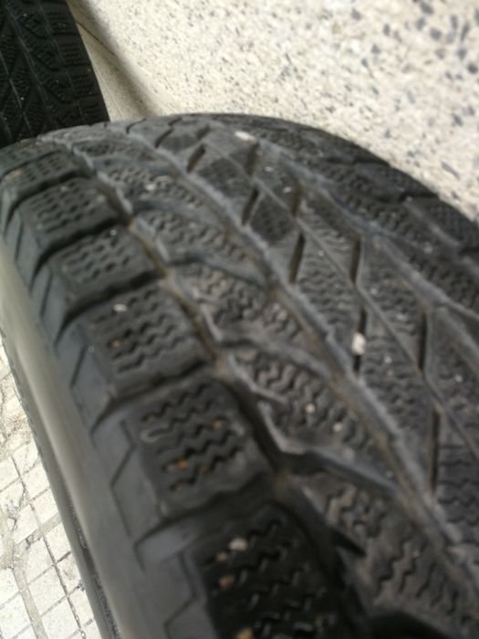 Гуми 205/70/15  BFGoodrich  winter snow