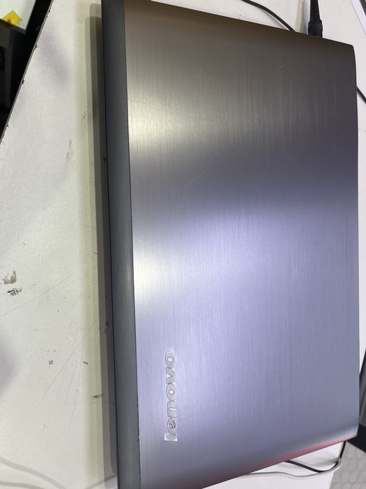 Lenovo core I5 2поколение