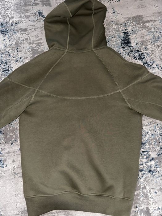 Nike tech olive green(original)