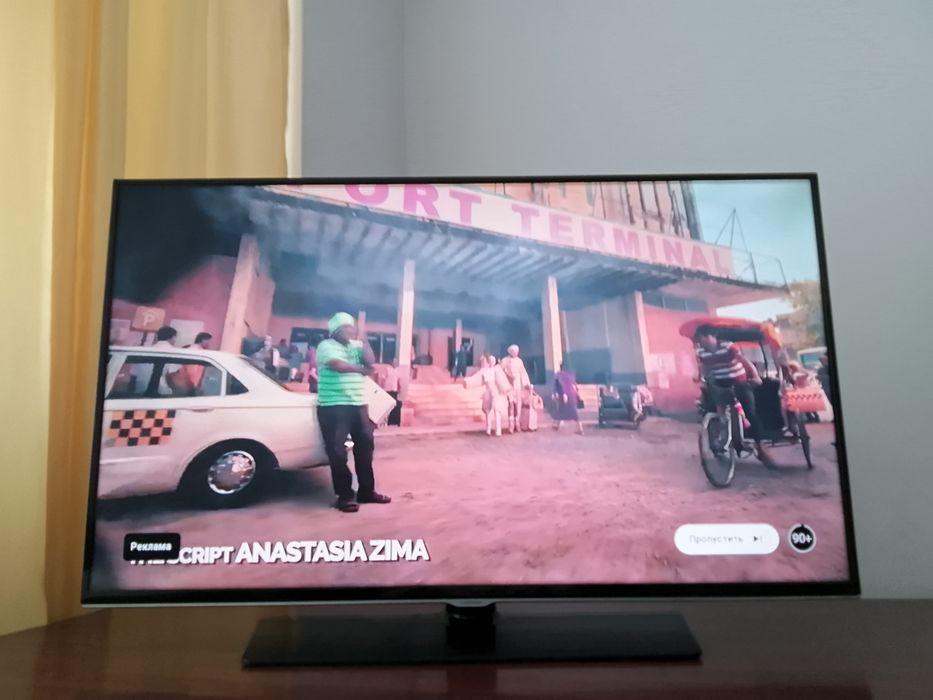 Продам телевизор смарт , стиральную машинку