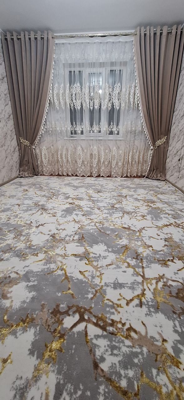 4х3.25Ипак Гилам сотилади.