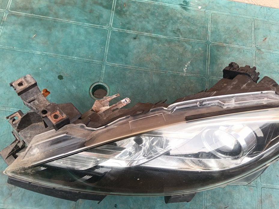 Far stanga Mazda 6 Gh