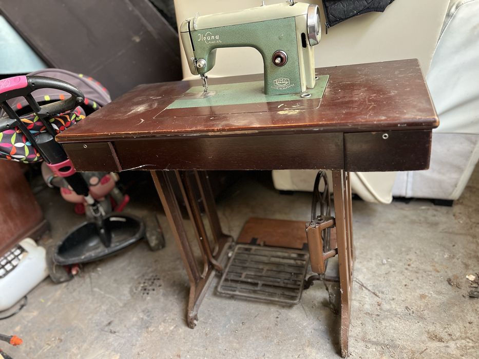 Masina de cusut Ileana 1961