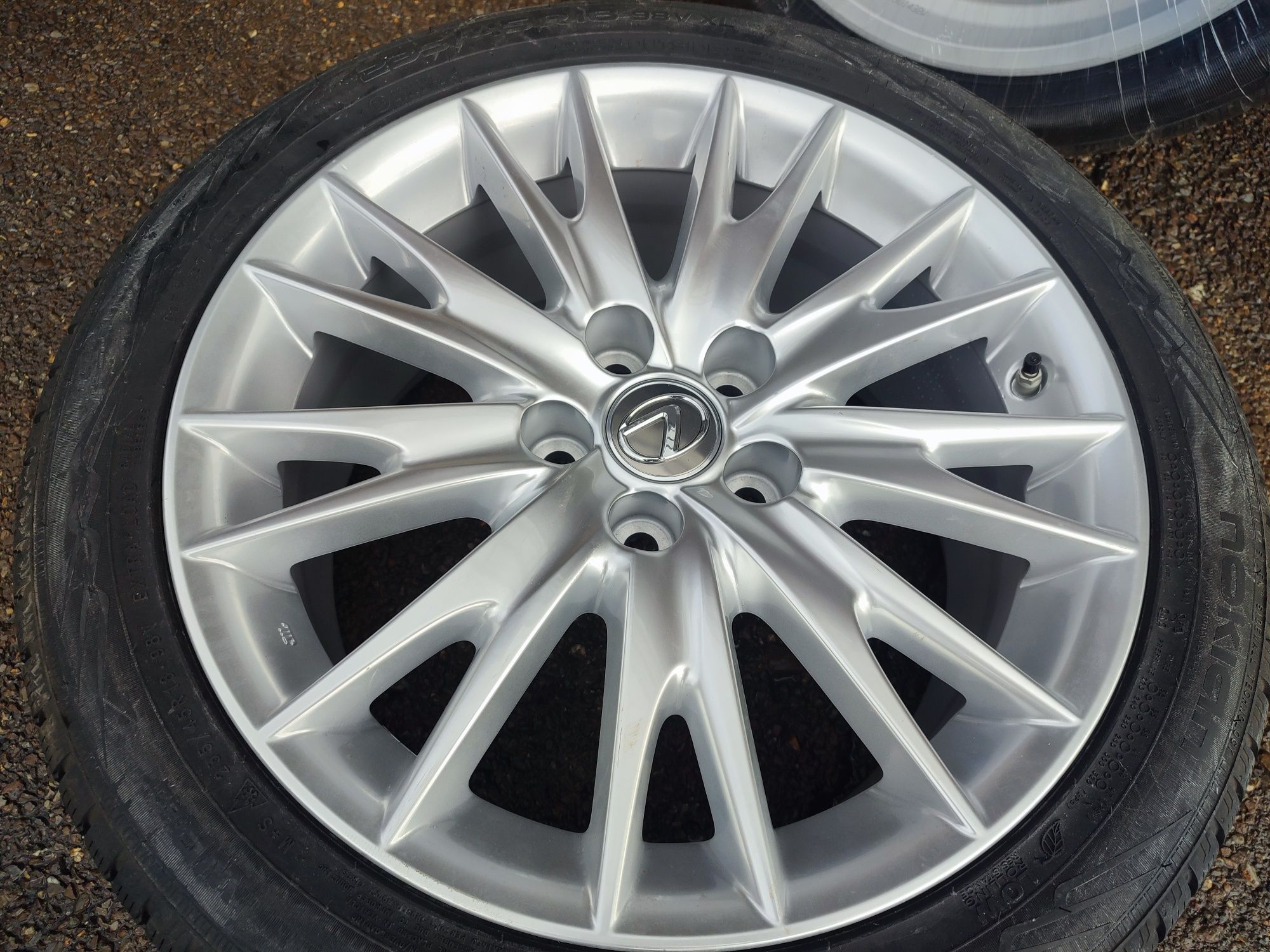 18" оригинални алуминиеви джанти с гуми за Lexus/Toyota.