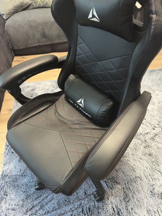 Scaun birou gaming - stare foarte buna , 100% functional