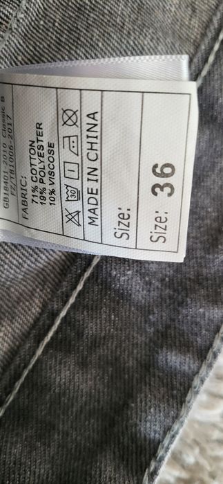 Blugi Flared/Baggy