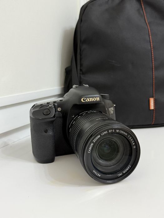 Canon 7D 18-135mm